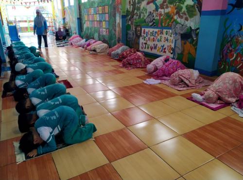 RA Al Layyinah - TK Islam Terbaik di Tangerang 8
